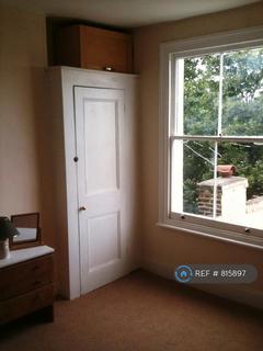 4 bedroom terraced house to rent, Ferndale Road, London, SW4