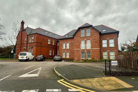 2 bedroom flat for sale, Great Moor, Stockport SK2