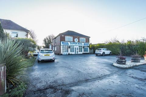 Land for sale, Lynn Road, Wisbech, Cambridgeshire, PE13 3EE