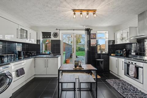2 bedroom end of terrace house for sale, Railway Road, Wisbech, PE13 2QB