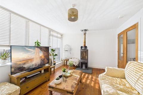4 bedroom bungalow for sale, Valley View, Cornwall PL31