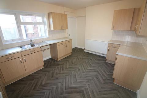 3 bedroom end of terrace house to rent, Potterspury, Towcester NN12