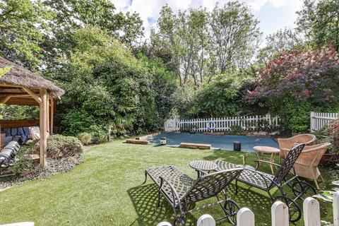4 bedroom detached house for sale, South Croydon CR2