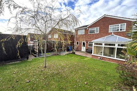 undefined, Rothwell NN14