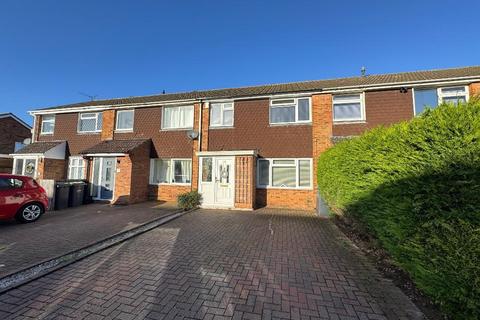 3 bedroom terraced house for sale, Telscombe Way, Stopsley, Luton, Bedfordshire, LU2 8JW