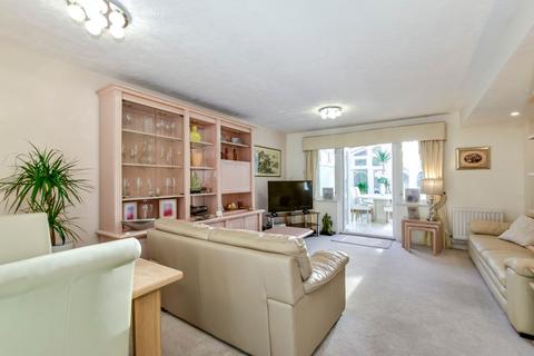 4 bedroom end of terrace house for sale, Lapwing Way, Abbots Langley, WD5