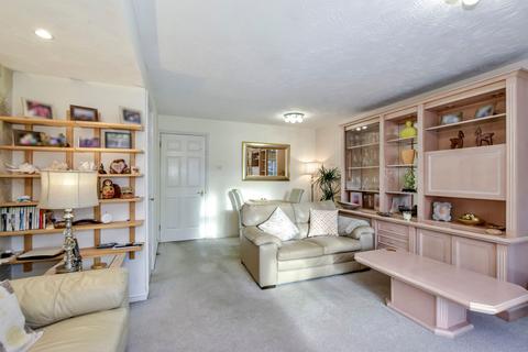 4 bedroom end of terrace house for sale, Lapwing Way, Abbots Langley, WD5