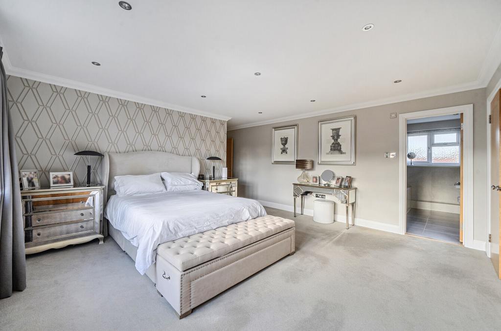 1384102-9-6929b32...