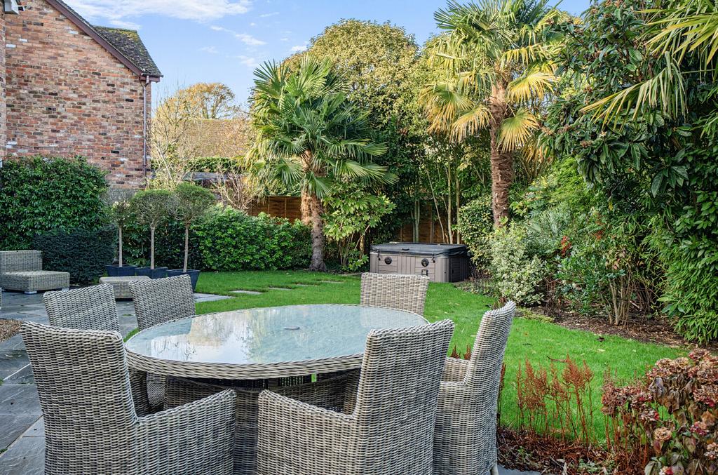 1384102-58-6929b4...