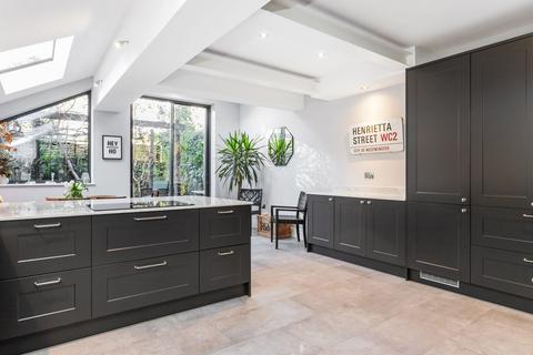 undefined, Charleston Street, London SE17