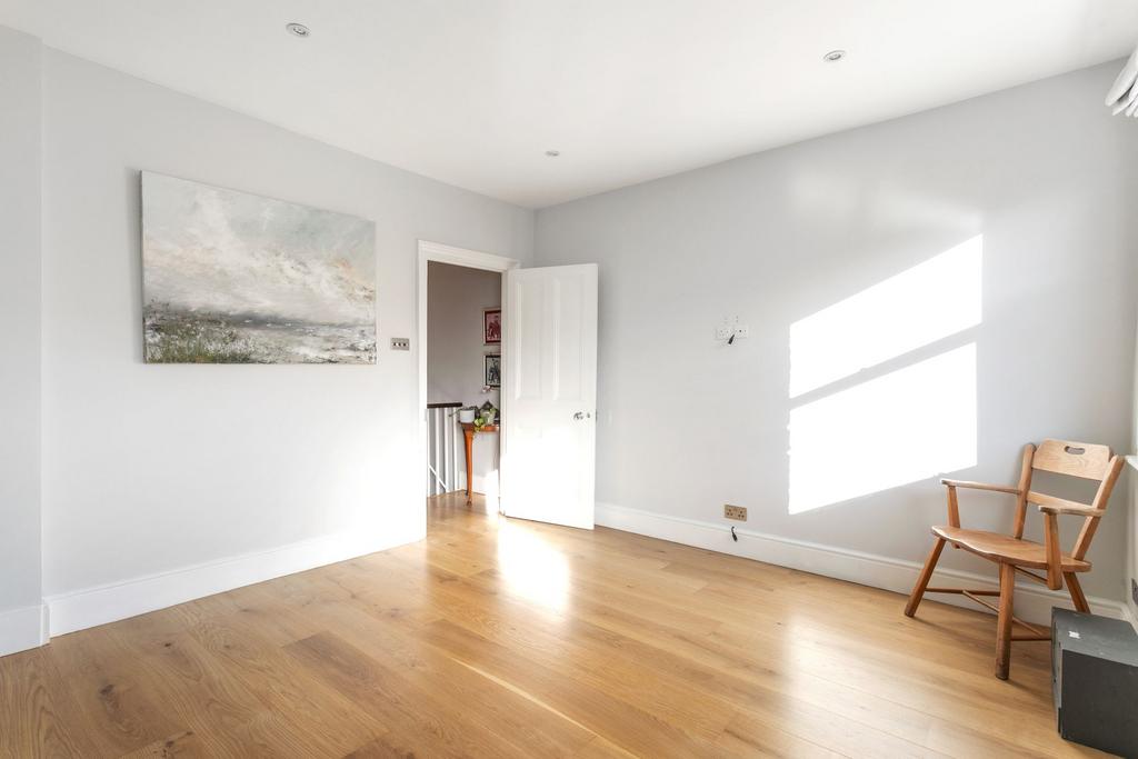 Bedroom - stylish en suite