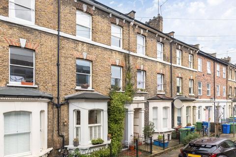 4 bedroom terraced house for sale, Charleston Street, London SE17