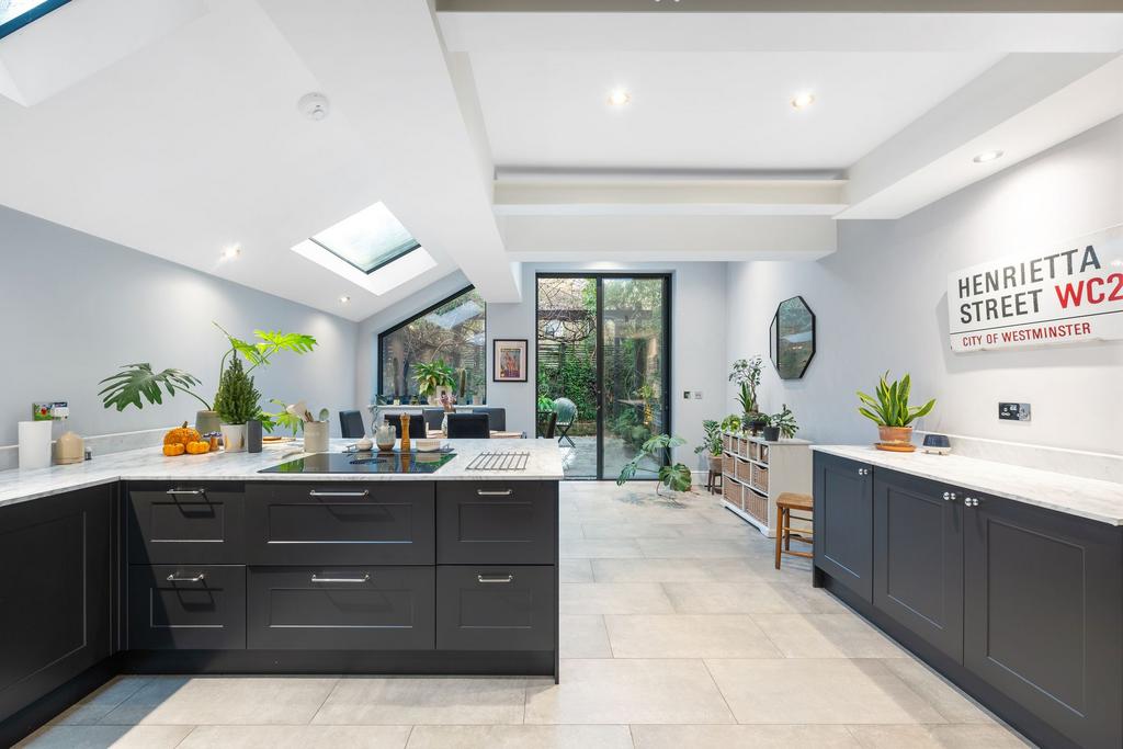 Open plan kitchen living area