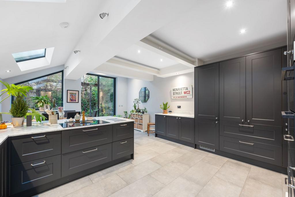 Open plan kitchen living area