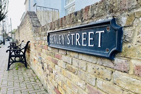 2 bedroom terraced house for sale, Bexley Street, Windsor, SL4