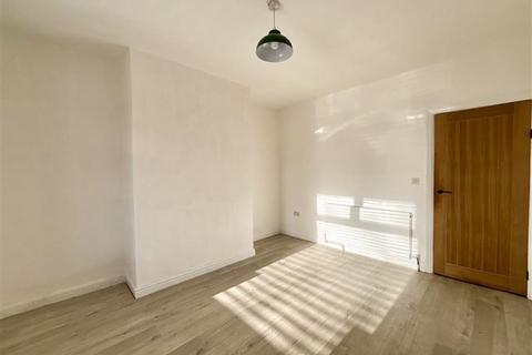 3 bedroom end of terrace house for sale, Willow Drive, Sheffield, S9 4AS
