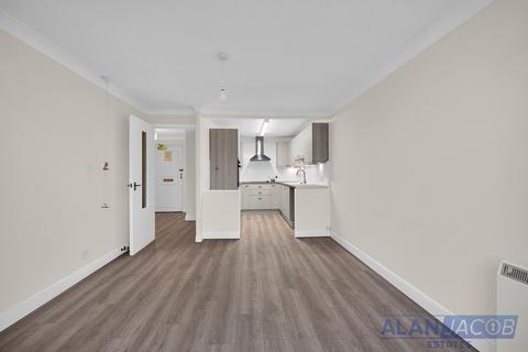 1 bedroom flat for sale, The Lawns, Brentwood CM14