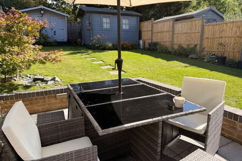 undefined, Primrose Hill, Kings Langley WD4