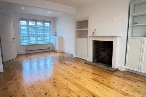 undefined, Primrose Hill, Kings Langley WD4