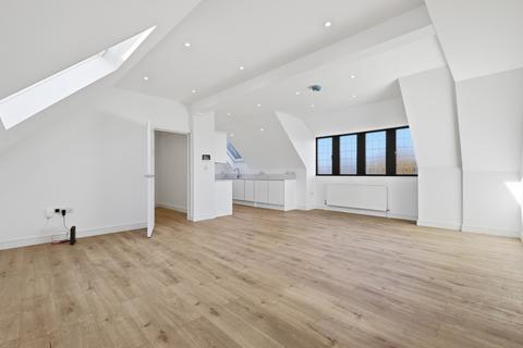 3 bedroom flat for sale, Nether Street, West Finchley N3