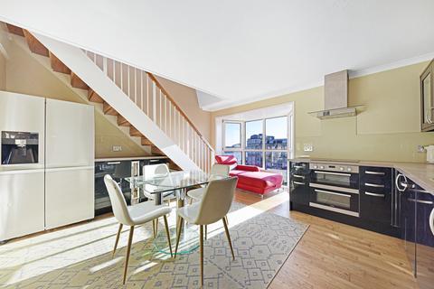 2 bedroom flat to rent, Queen of Denmark Court, London, SE16