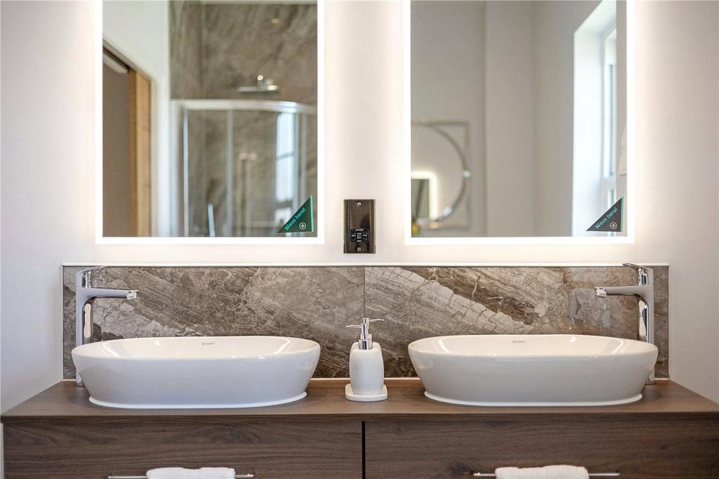 Example Ensuite