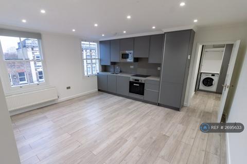 2 bedroom flat to rent, Deptford High St., London, SE8