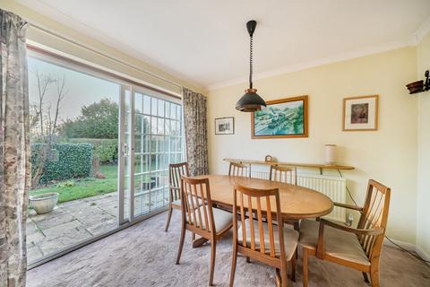 undefined, Downington, Lechlade, Gloucestershire, GL7