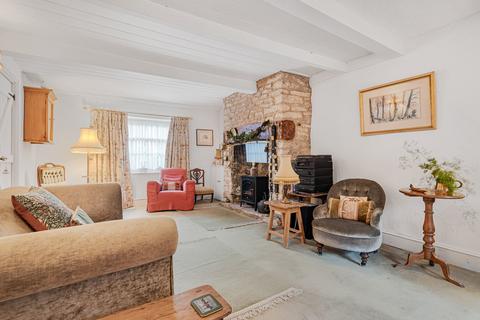 3 bedroom end of terrace house for sale, High Street, Bampton, Oxfordshire, OX18