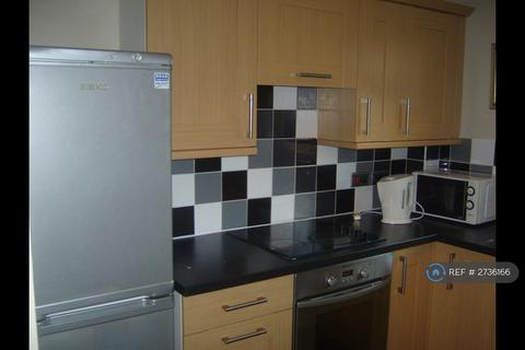 2 bedroom flat to rent, Glencoats Drive, Paisley, PA3