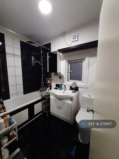 1 bedroom in a house share to rent, Macdonald Road, London, E7