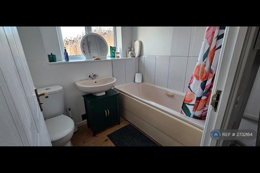 Main Bathroom