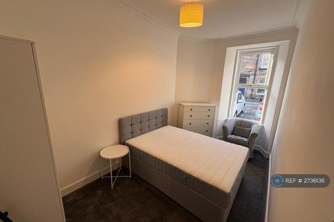 2 bedroom flat to rent, Bruce Street, Stirling, FK8