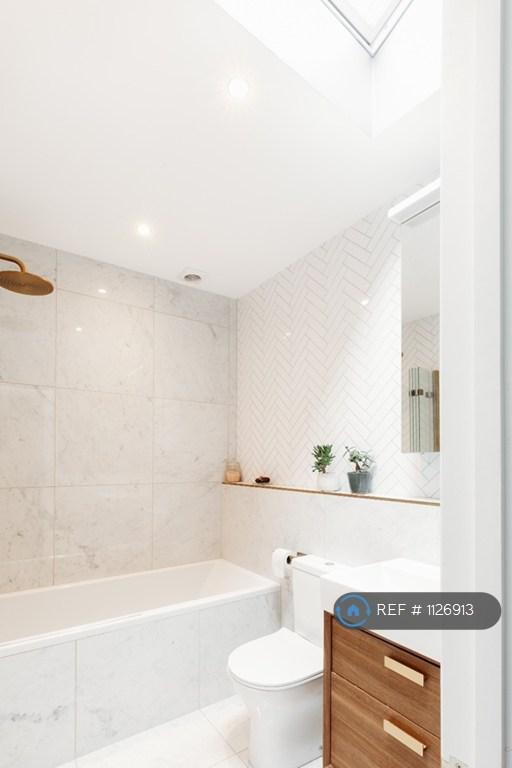 2nd Floor Bathroom