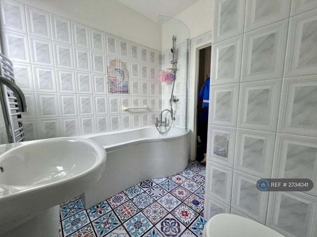 Recently Refurbished Bathroom