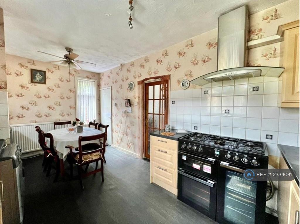 Large Kitchen Diner