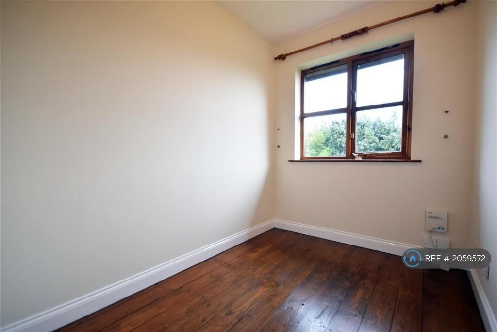 Bedroom 3 With Walk In Wardrobe