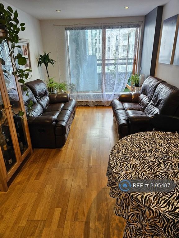 Kitchen/Lounge