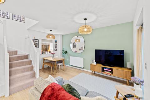 undefined, Victoria Road, Horley RH6