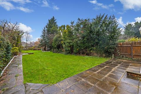 undefined, Povey Cross Road, Horley RH6