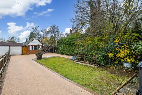 undefined, Povey Cross Road, Horley RH6
