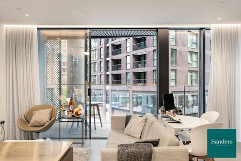 1 bedroom flat for sale, Gasholders Building, Islington N1C