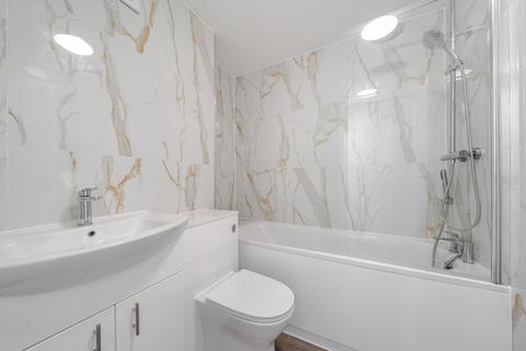 1 bedroom apartment for sale, Warwick Road, Barnet, EN5