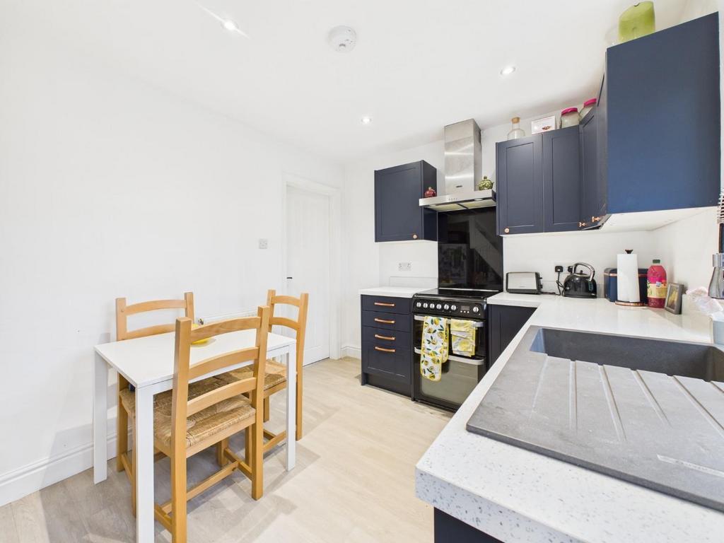 CAM04899 G0-PR0241-STILL003.jpg