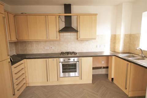 2 bedroom apartment to rent, Wordsworth Road, Manchester M34