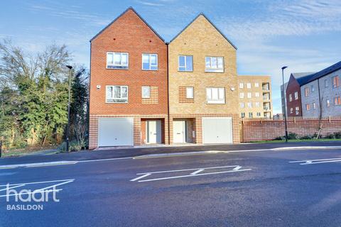 undefined, Chapelgate Mews, Essex