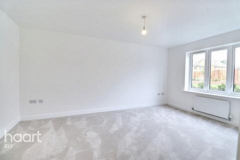 4 bedroom detached house for sale, Primrose Grove, Wimblington