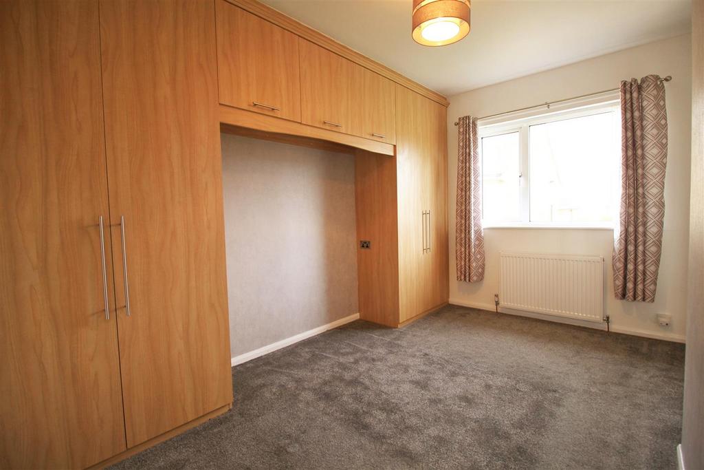 Bedroom 1.jpg