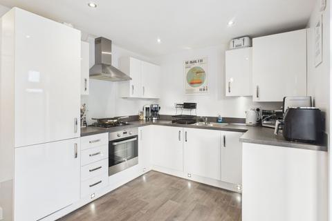 3 bedroom semi-detached house for sale, Cattle way, Crewe CW2