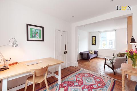 2 bedroom townhouse for sale, Queens Gardens, Brighton BN1
